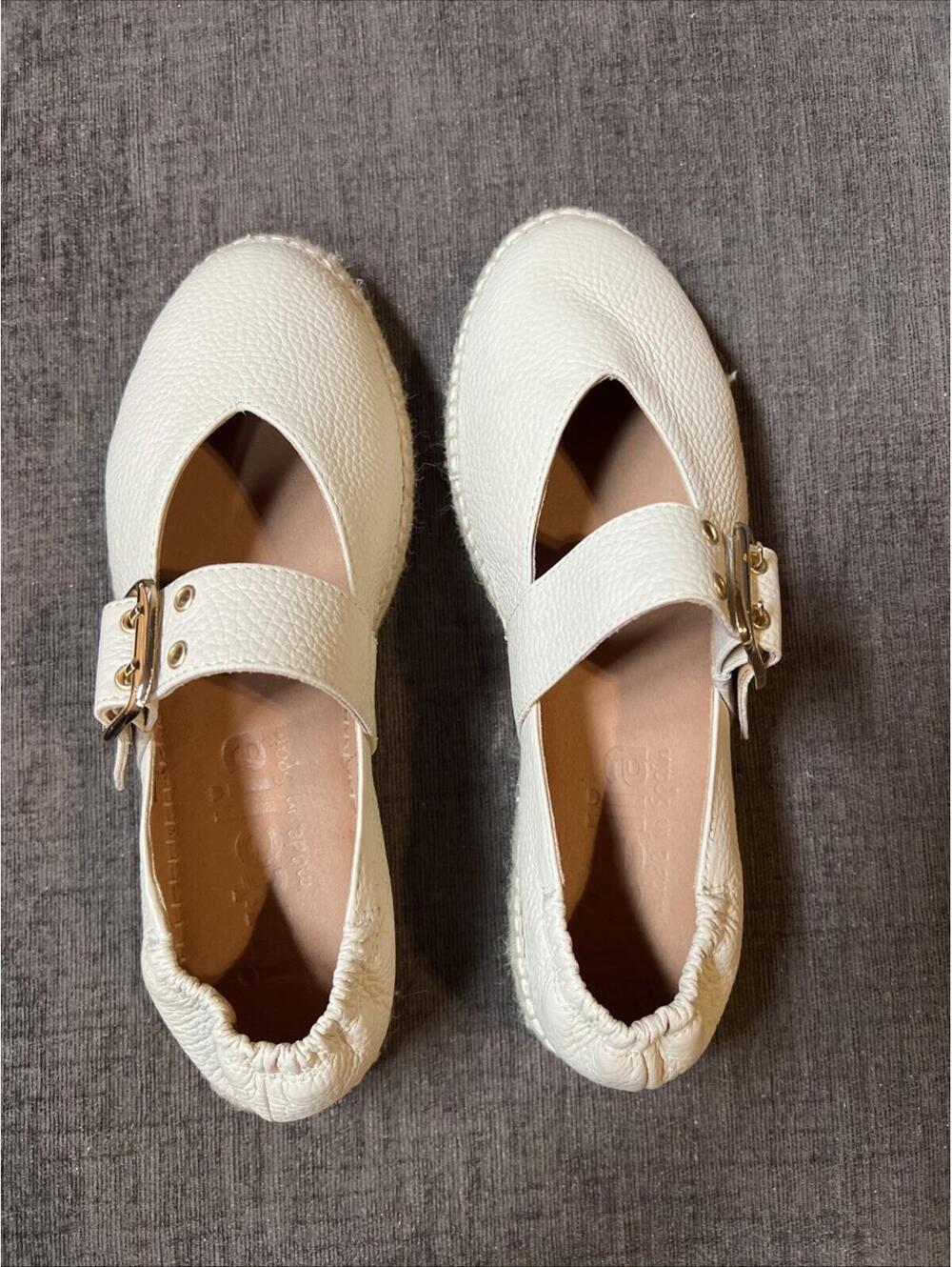 Tan Buckle Beige Pebbled  Leather Jutelia Mary Jane  NWOT Made In Spain Sz40 Sz9